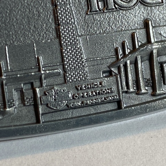 2015 Harley Davidson HOG Chapter Collector Medallion Pin - Picture 8 of 11